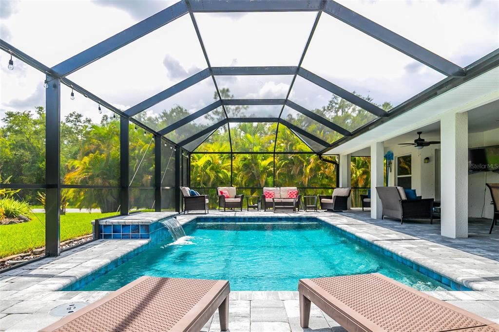 En Venta: $849,000 (5 camas, 2 baños, 2951 Pies cuadrados)