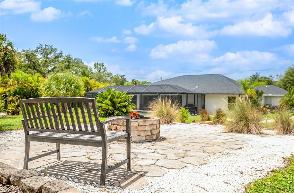 En Venta: $849,000 (5 camas, 2 baños, 2951 Pies cuadrados)