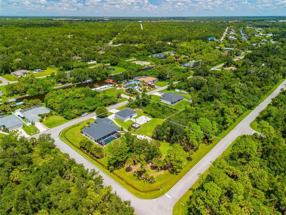 En Venta: $849,000 (5 camas, 2 baños, 2951 Pies cuadrados)