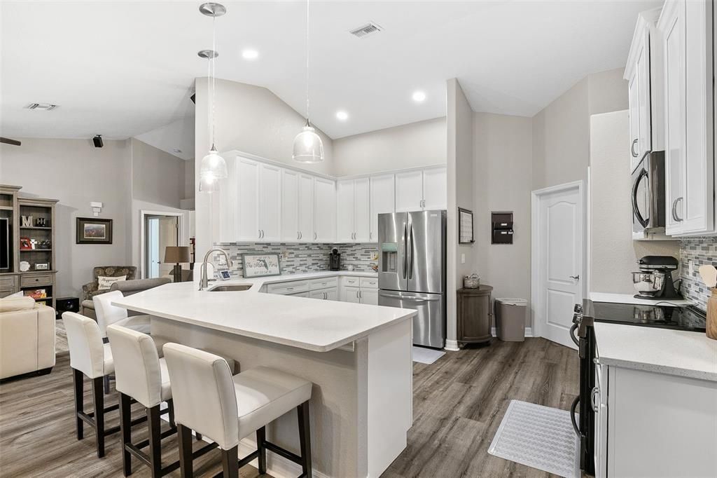 En Venta: $849,000 (5 camas, 2 baños, 2951 Pies cuadrados)