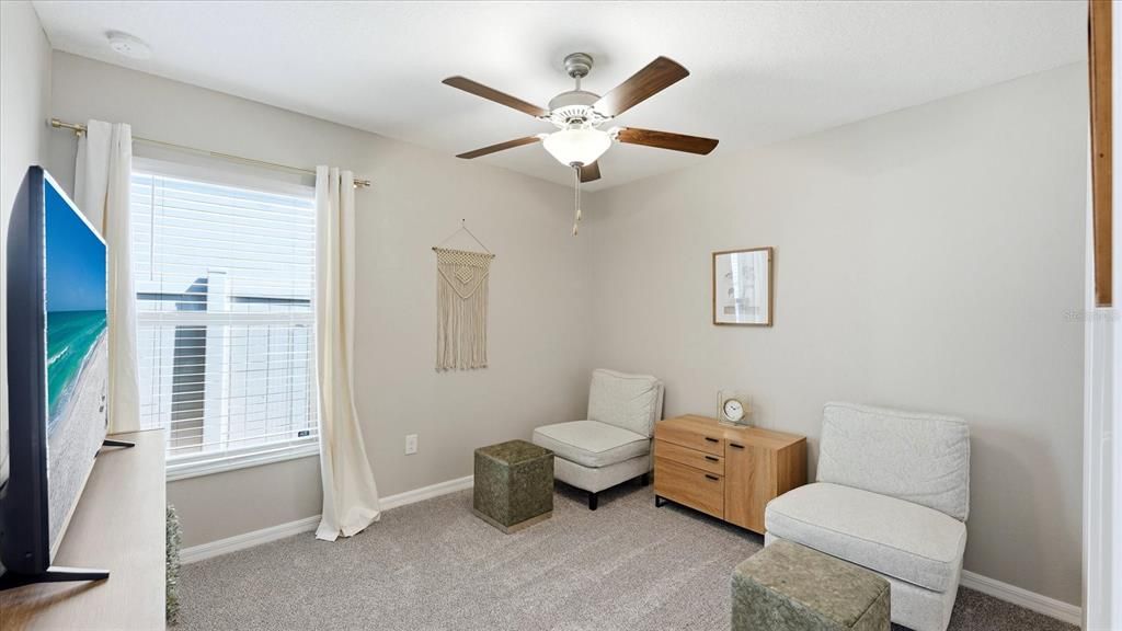 Activo con contrato: $259,900 (3 camas, 2 baños, 1451 Pies cuadrados)