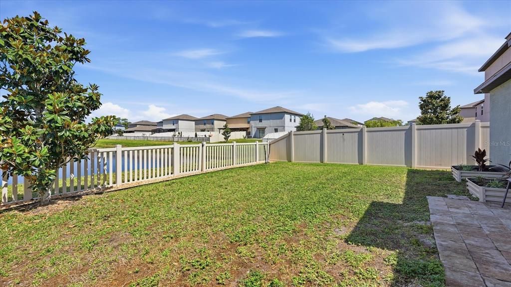 Activo con contrato: $259,900 (3 camas, 2 baños, 1451 Pies cuadrados)