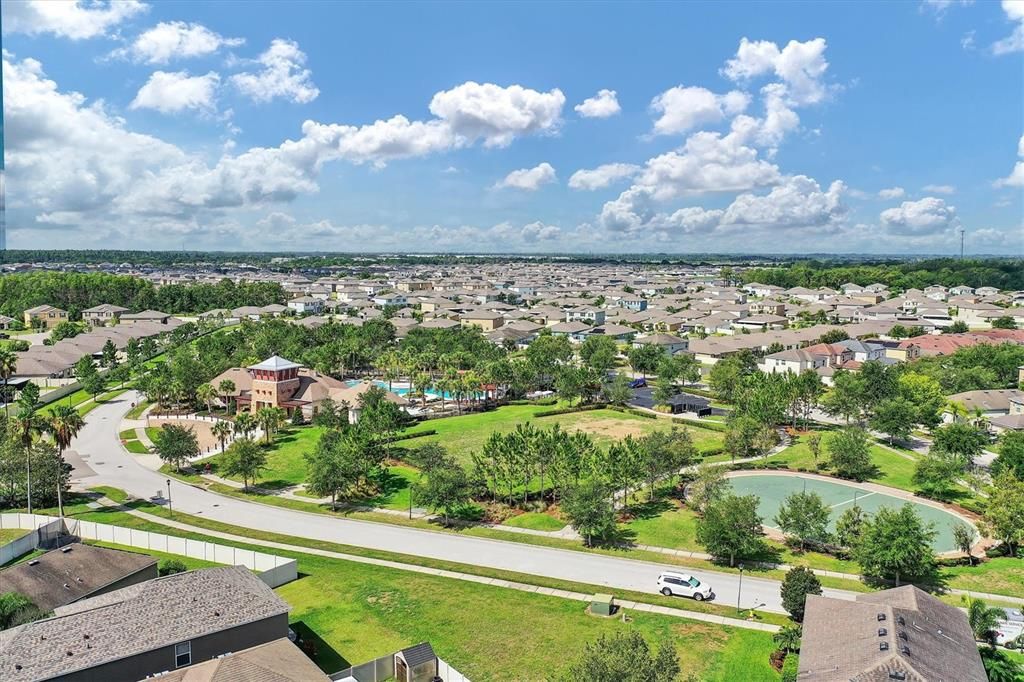 Activo con contrato: $259,900 (3 camas, 2 baños, 1451 Pies cuadrados)