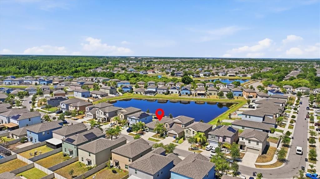 Activo con contrato: $259,900 (3 camas, 2 baños, 1451 Pies cuadrados)