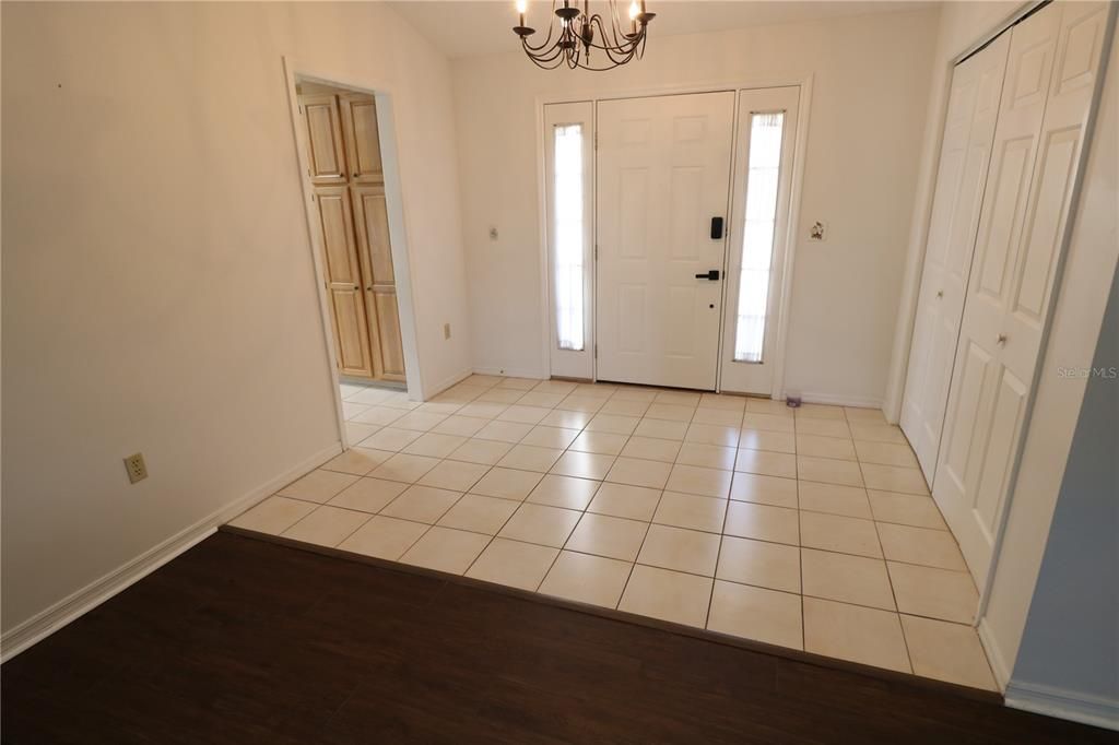 En Renta: $2,800 (3 camas, 2 baños, 1693 Pies cuadrados)