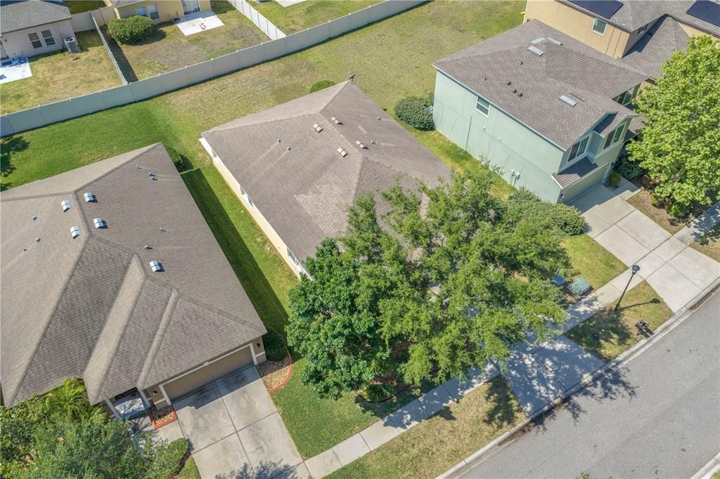 Active With Contract: $329,900 (4 beds, 2 baths, 1938 Square Feet)