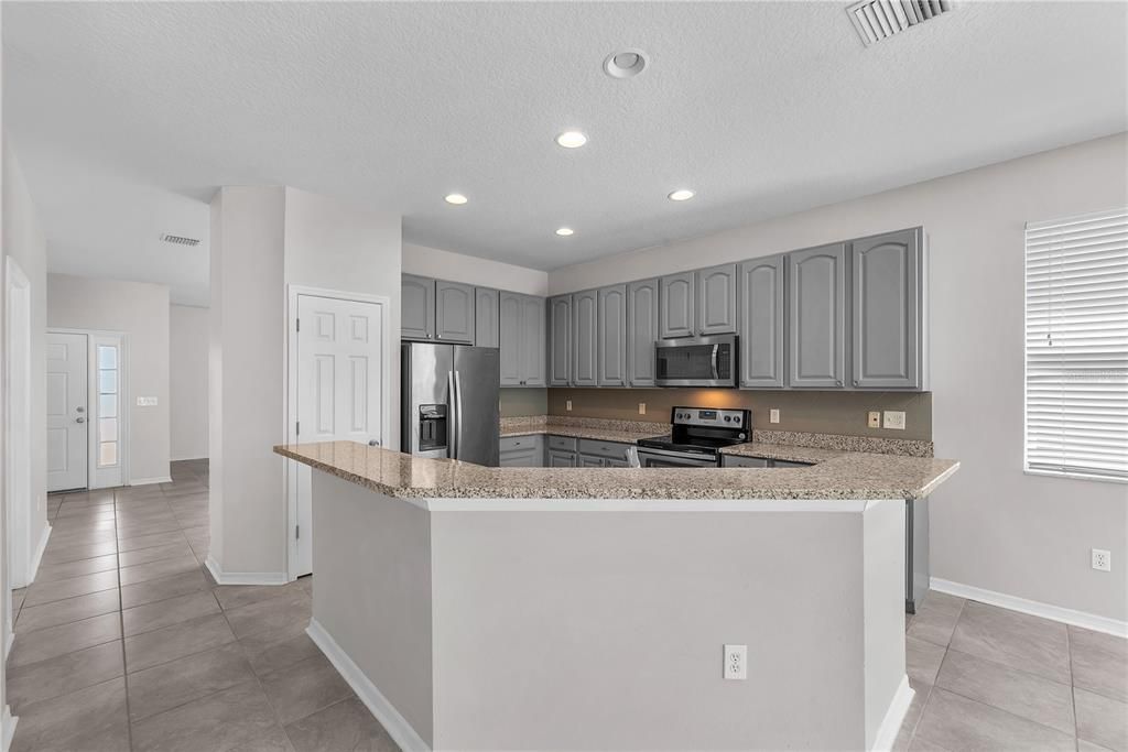 Active With Contract: $329,900 (4 beds, 2 baths, 1938 Square Feet)