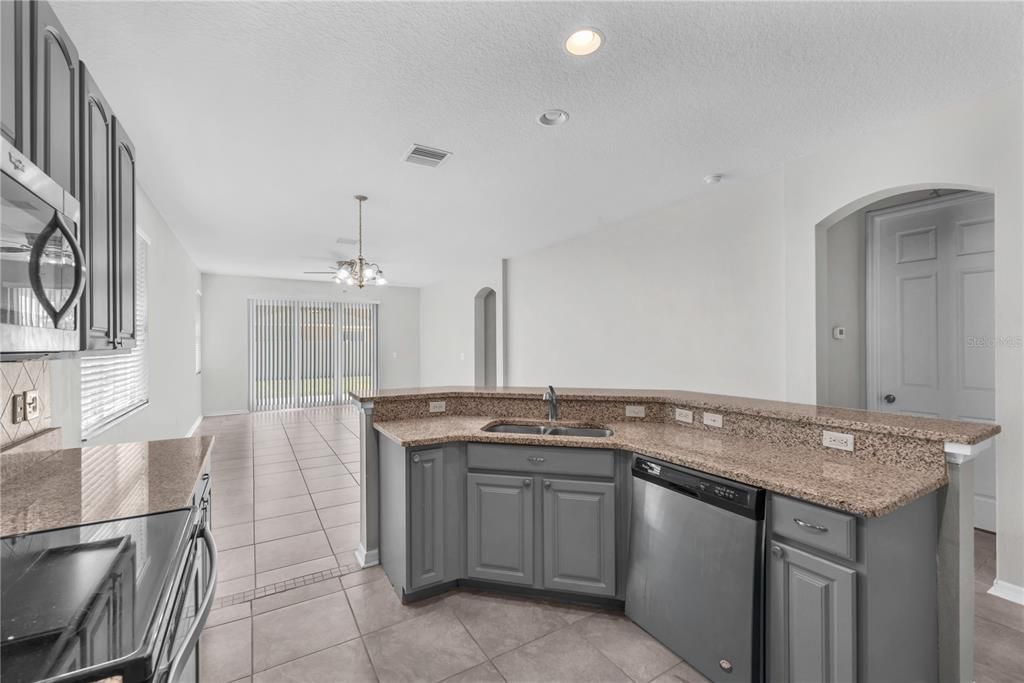 Active With Contract: $329,900 (4 beds, 2 baths, 1938 Square Feet)