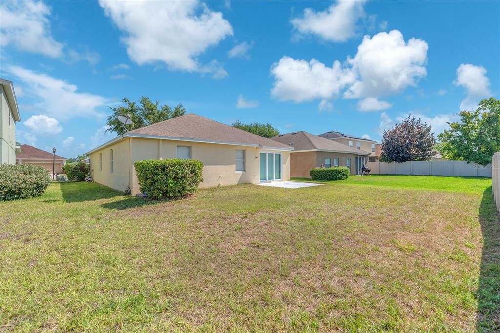 Active With Contract: $329,900 (4 beds, 2 baths, 1938 Square Feet)