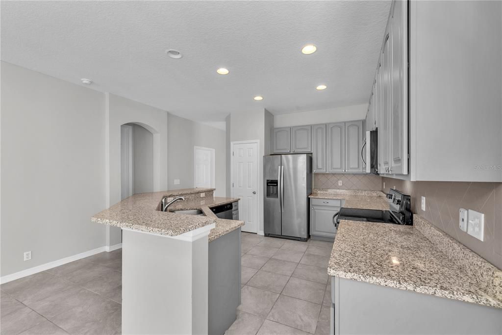 Active With Contract: $329,900 (4 beds, 2 baths, 1938 Square Feet)
