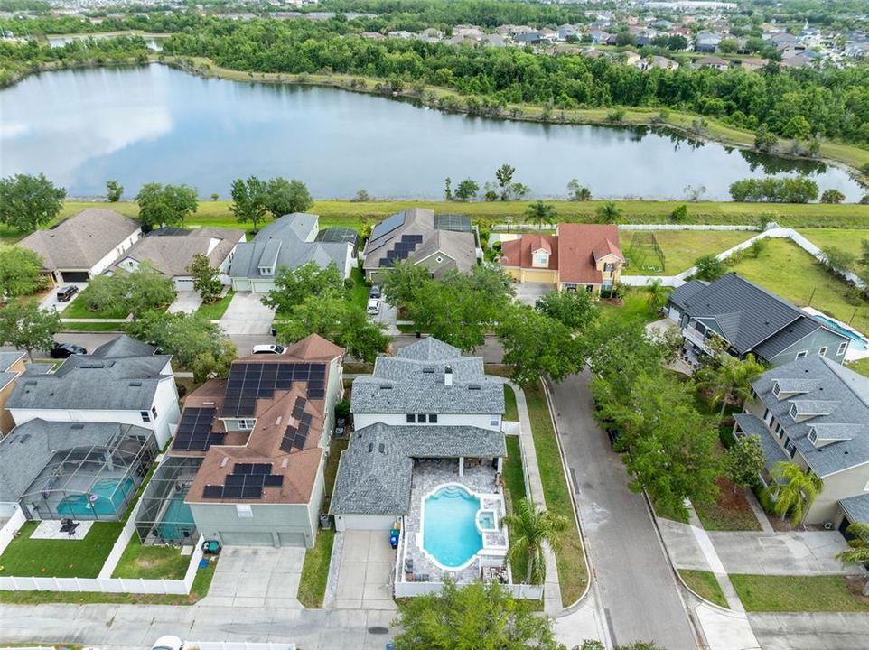 Activo con contrato: $638,000 (4 camas, 3 baños, 2884 Pies cuadrados)