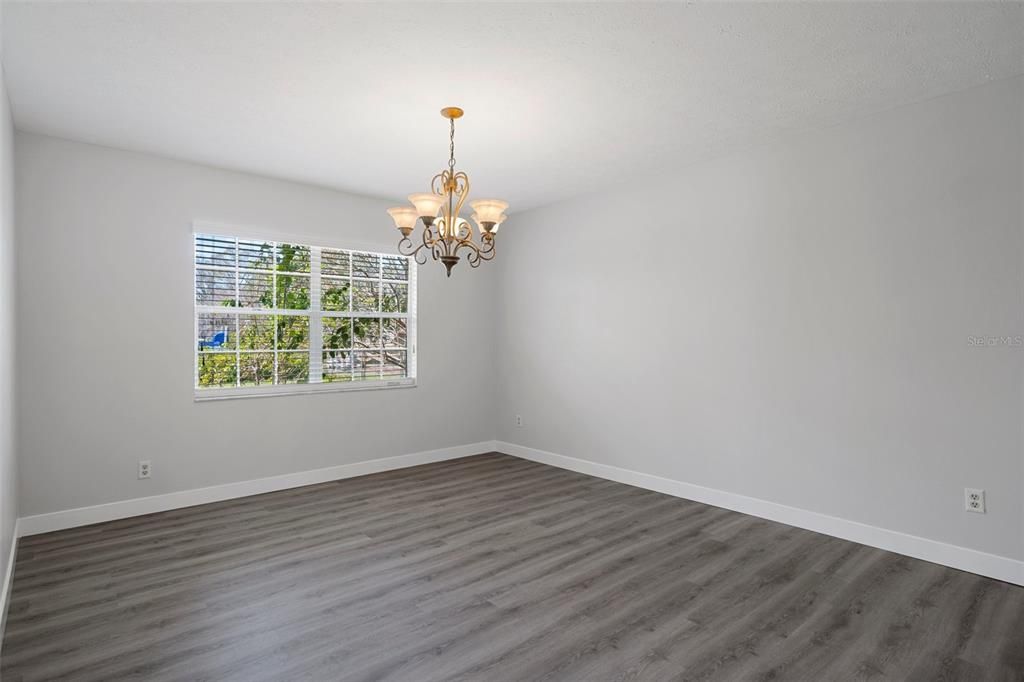 В аренду: $3,200 (3 спален, 3 ванн, 2424 Квадратных фут)
