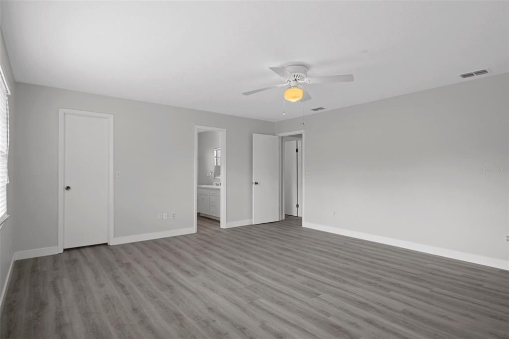 В аренду: $3,200 (3 спален, 3 ванн, 2424 Квадратных фут)