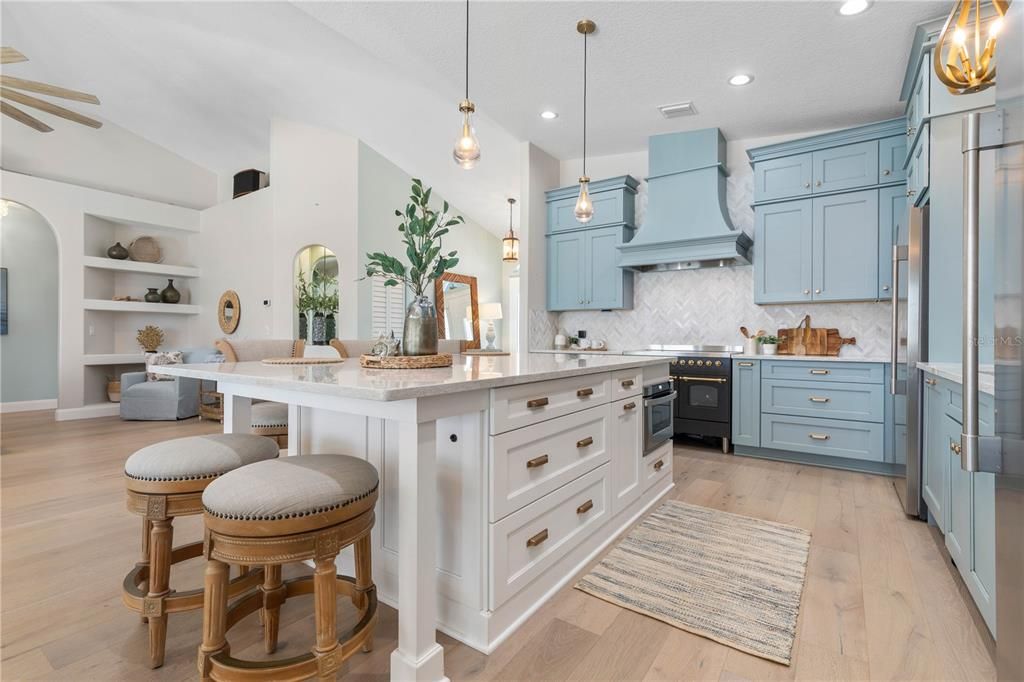 Active With Contract: $814,999 (3 beds, 2 baths, 1982 Square Feet)