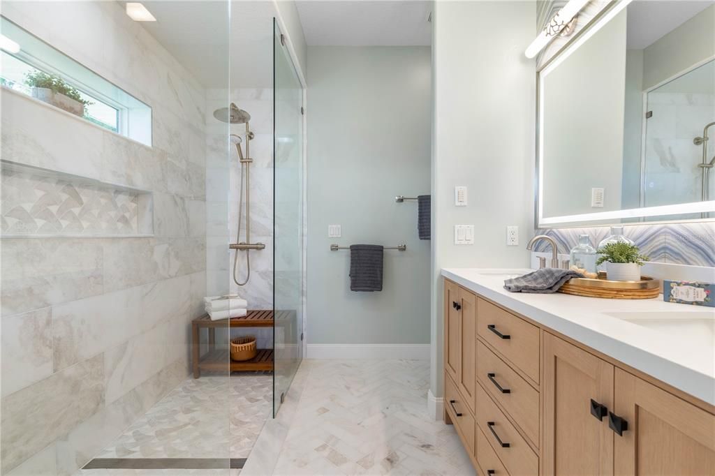 Active With Contract: $814,999 (3 beds, 2 baths, 1982 Square Feet)