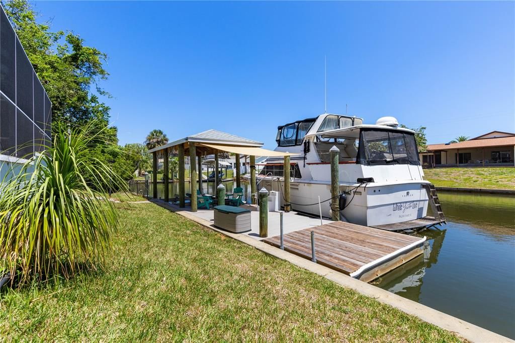 Active With Contract: $814,999 (3 beds, 2 baths, 1982 Square Feet)