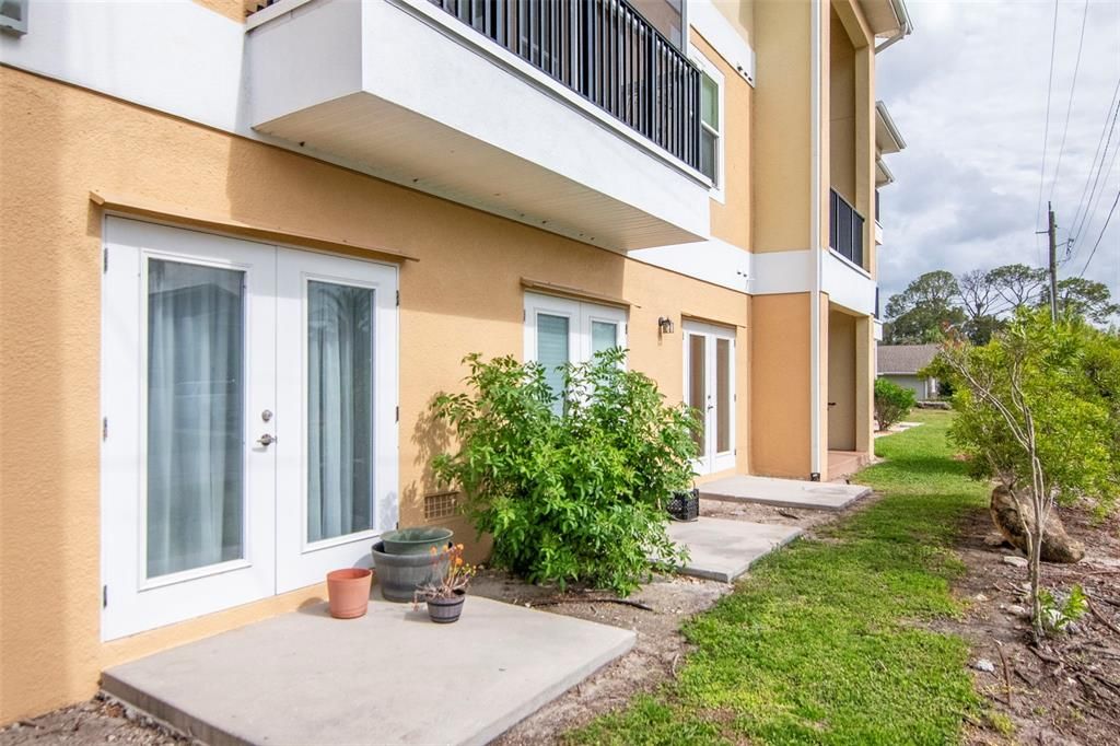 For Sale: $257,000 (3 beds, 2 baths, 1228 Square Feet)