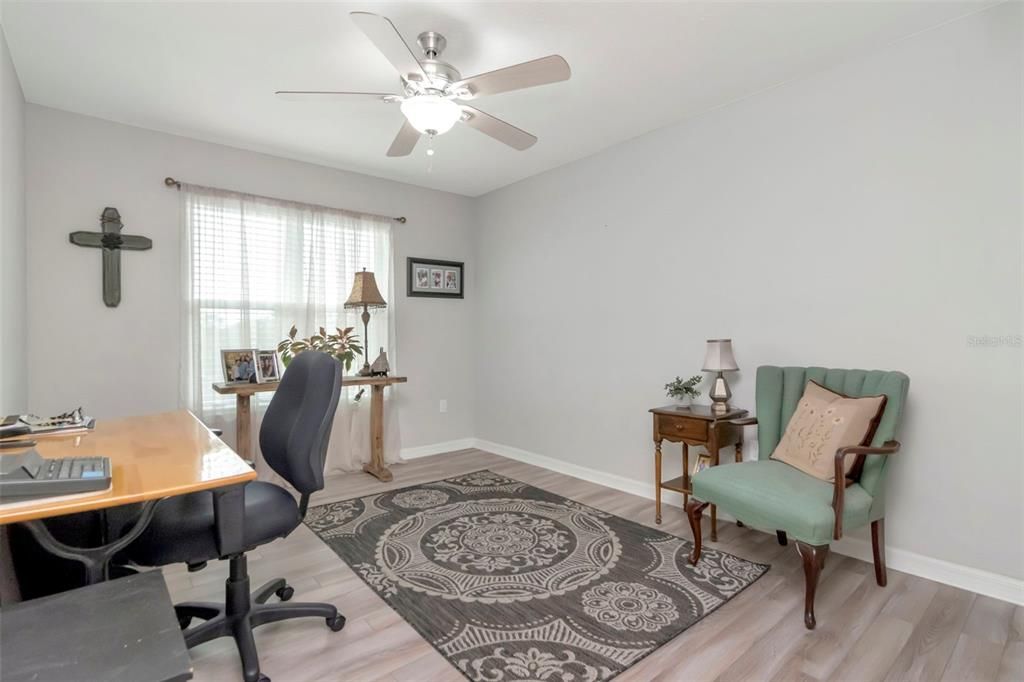 For Sale: $257,000 (3 beds, 2 baths, 1228 Square Feet)