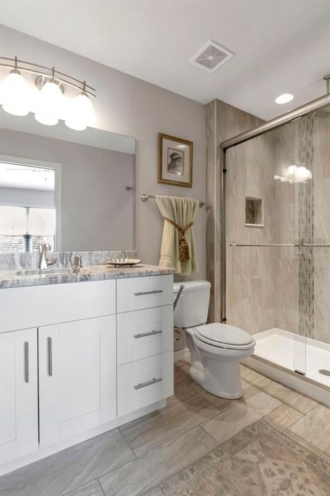 For Sale: $257,000 (3 beds, 2 baths, 1228 Square Feet)
