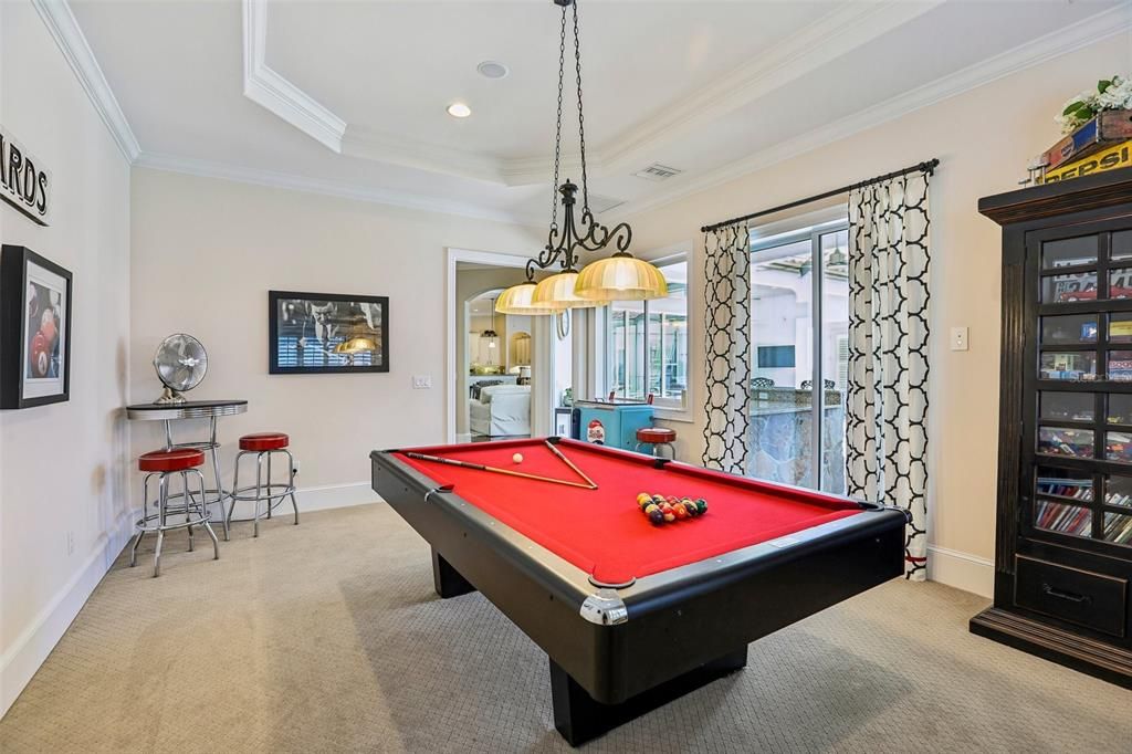 Activo con contrato: $2,450,000 (5 camas, 4 baños, 4207 Pies cuadrados)