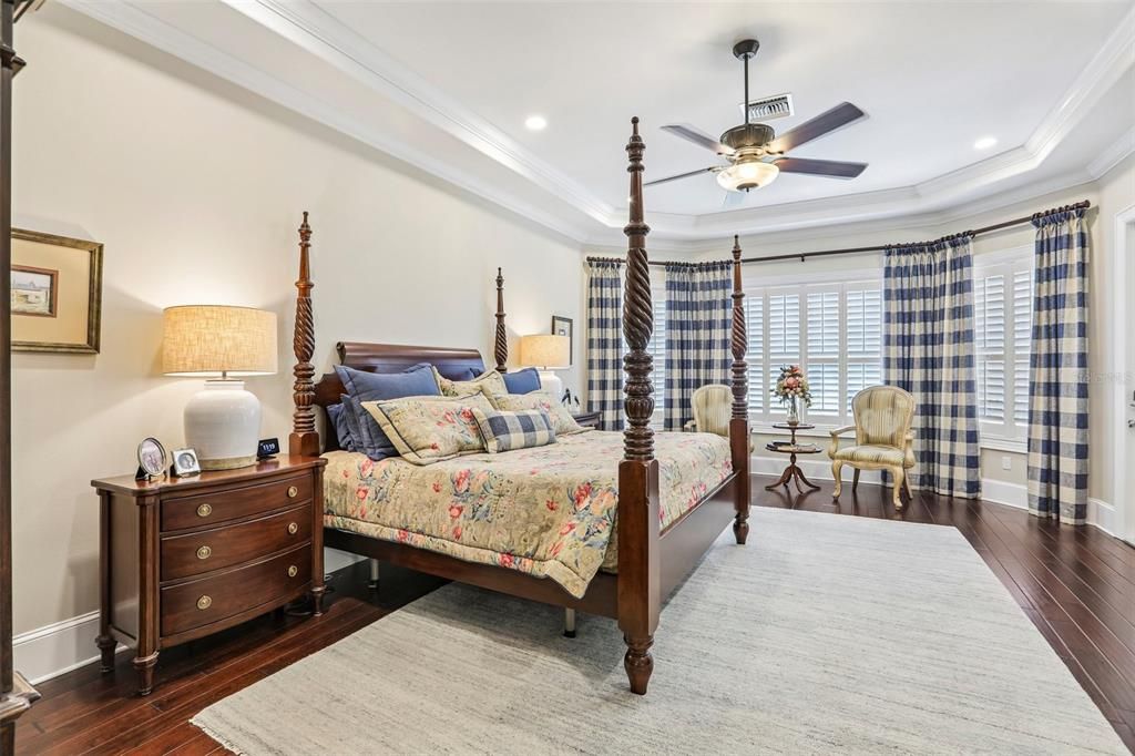 Activo con contrato: $2,450,000 (5 camas, 4 baños, 4207 Pies cuadrados)