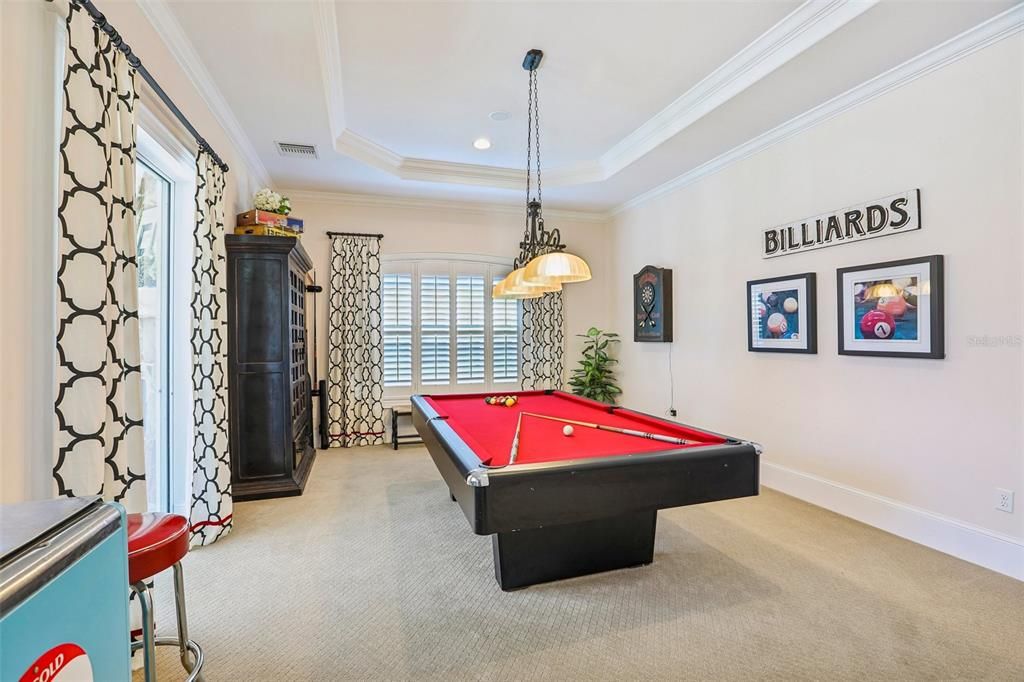 Activo con contrato: $2,450,000 (5 camas, 4 baños, 4207 Pies cuadrados)