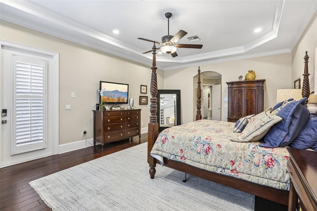 Activo con contrato: $2,450,000 (5 camas, 4 baños, 4207 Pies cuadrados)