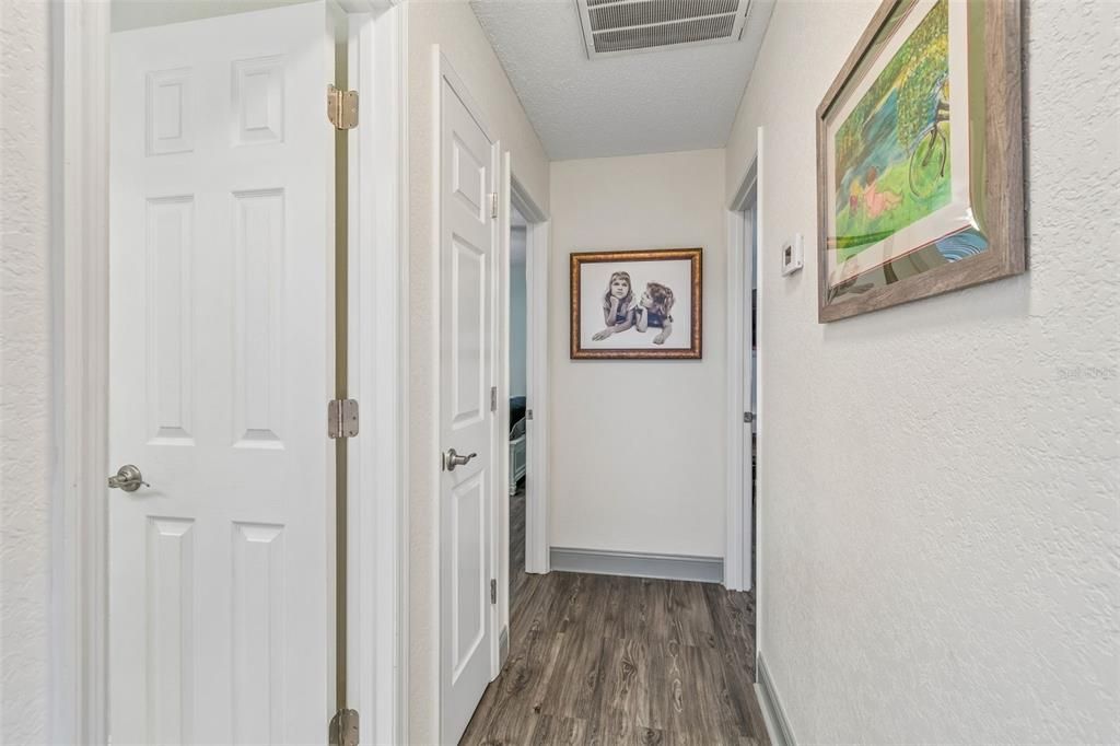 Activo con contrato: $315,000 (3 camas, 2 baños, 2125 Pies cuadrados)