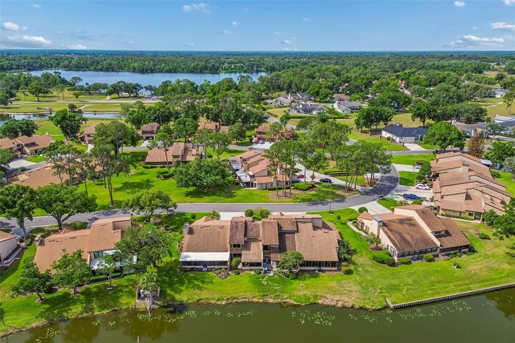 Activo con contrato: $315,000 (3 camas, 2 baños, 2125 Pies cuadrados)