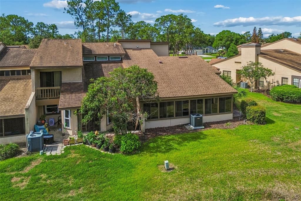 Activo con contrato: $315,000 (3 camas, 2 baños, 2125 Pies cuadrados)