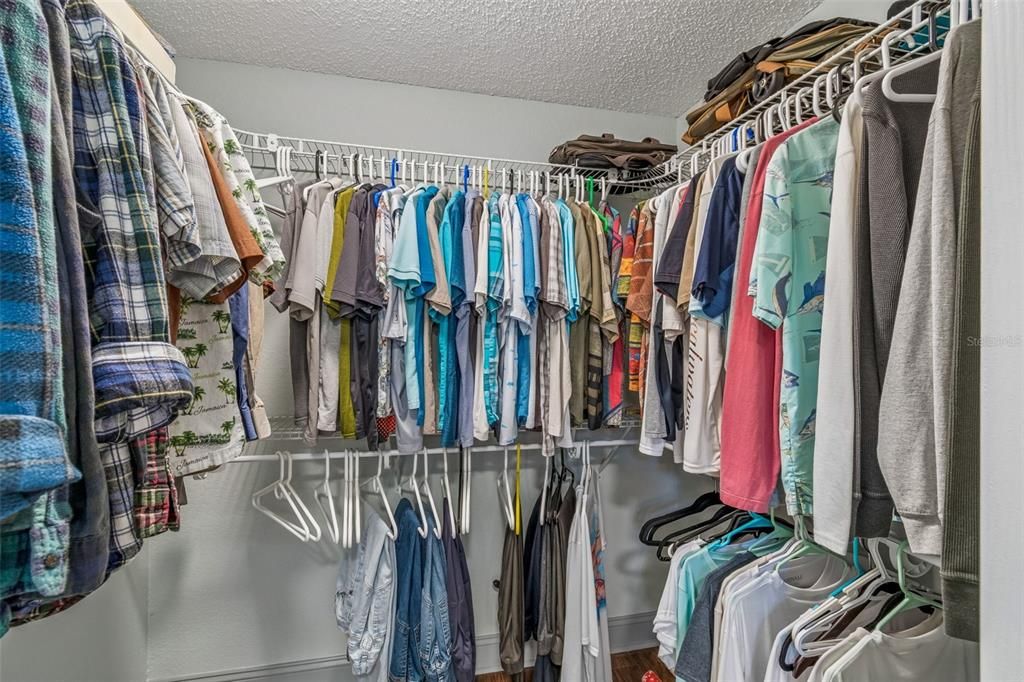 Activo con contrato: $315,000 (3 camas, 2 baños, 2125 Pies cuadrados)