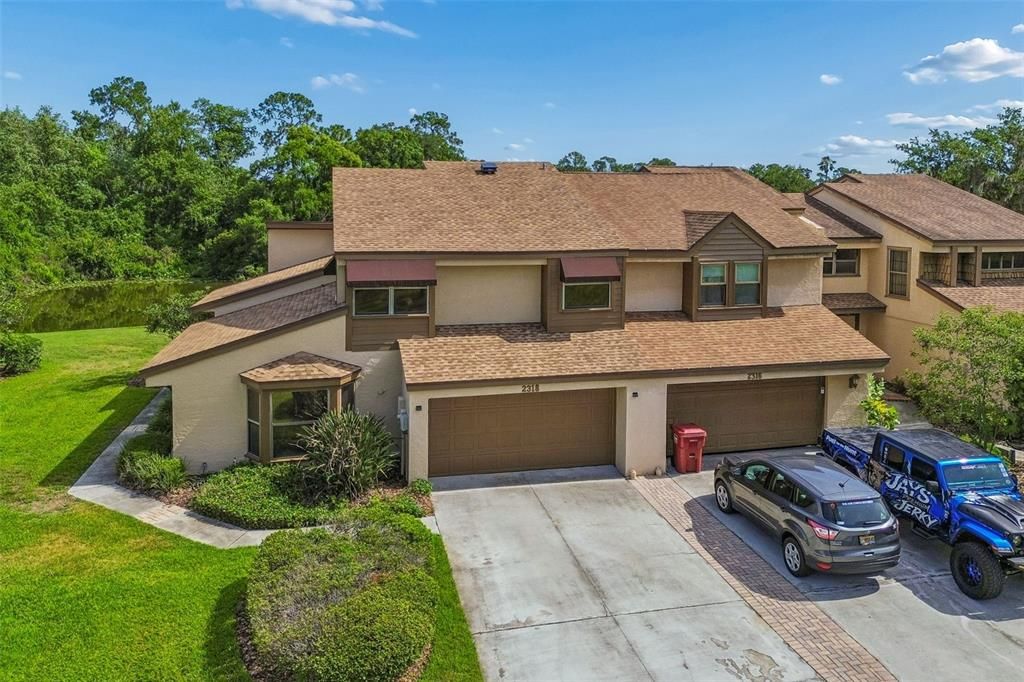 Activo con contrato: $315,000 (3 camas, 2 baños, 2125 Pies cuadrados)