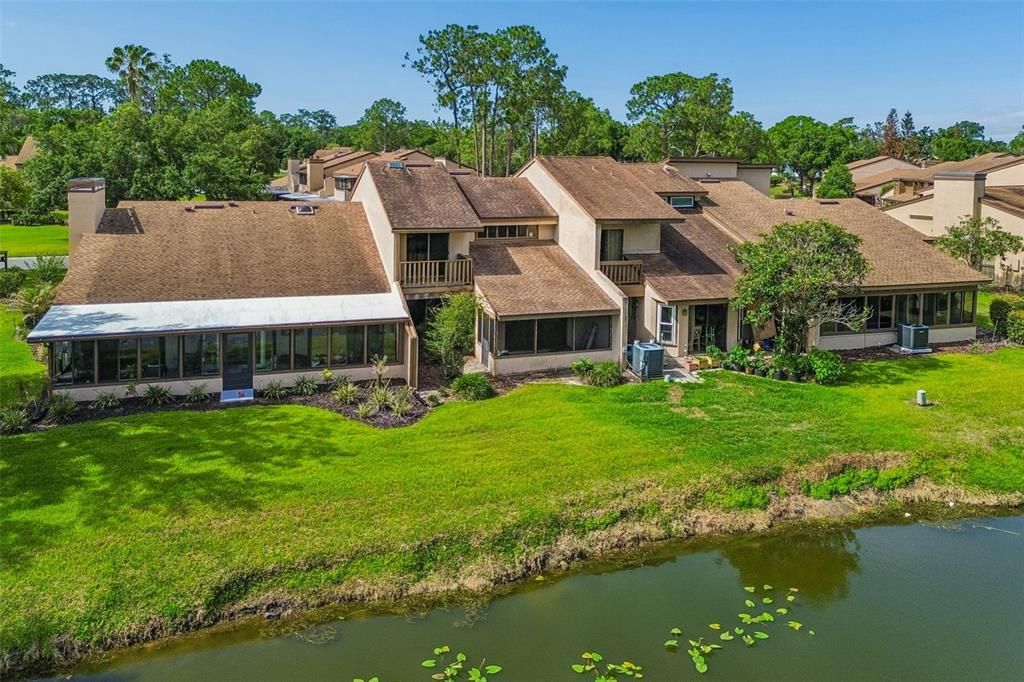 Activo con contrato: $315,000 (3 camas, 2 baños, 2125 Pies cuadrados)