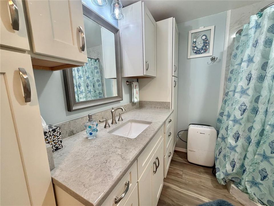 На продажу: $199,000 (1 спален, 1 ванн, 1024 Квадратных фут)