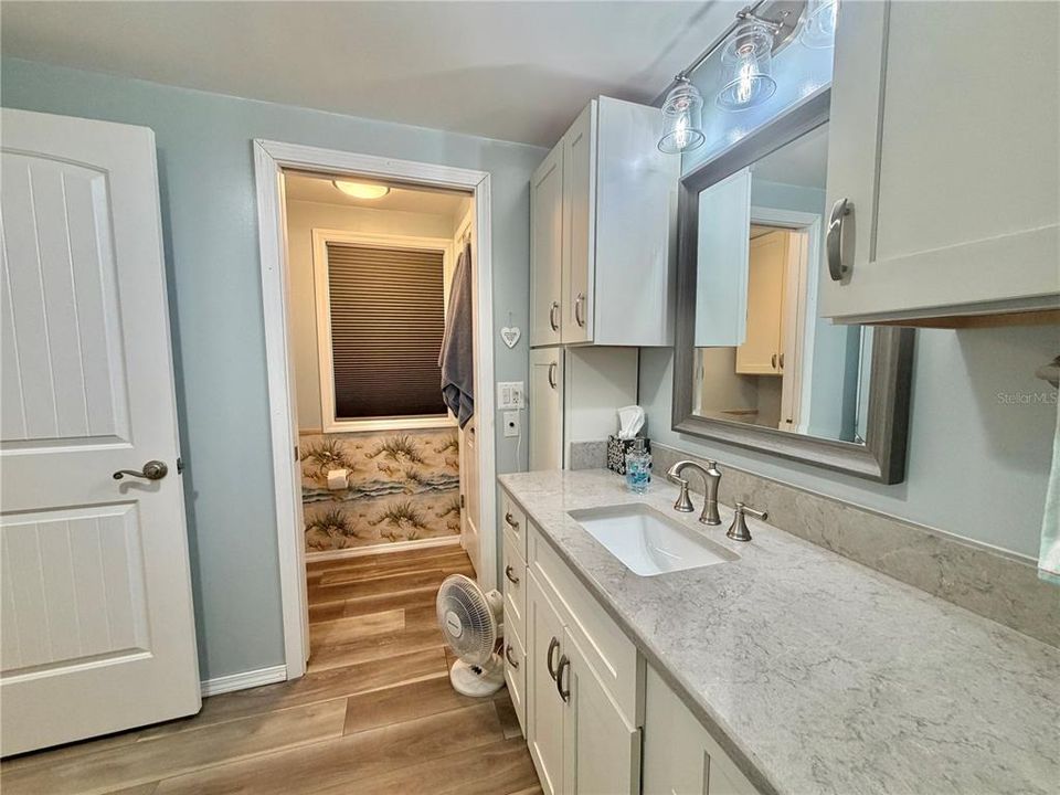 На продажу: $199,000 (1 спален, 1 ванн, 1024 Квадратных фут)