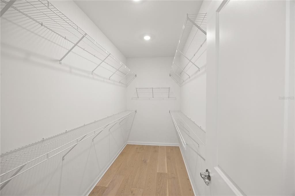 En Venta: $508,000 (4 camas, 2 baños, 1591 Pies cuadrados)