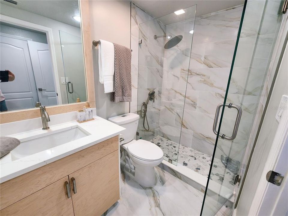 В аренду: $7,500 (2 спален, 2 ванн, 1840 Квадратных фут)