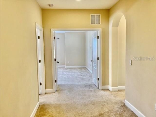 В аренду: $3,350 (6 спален, 3 ванн, 3433 Квадратных фут)