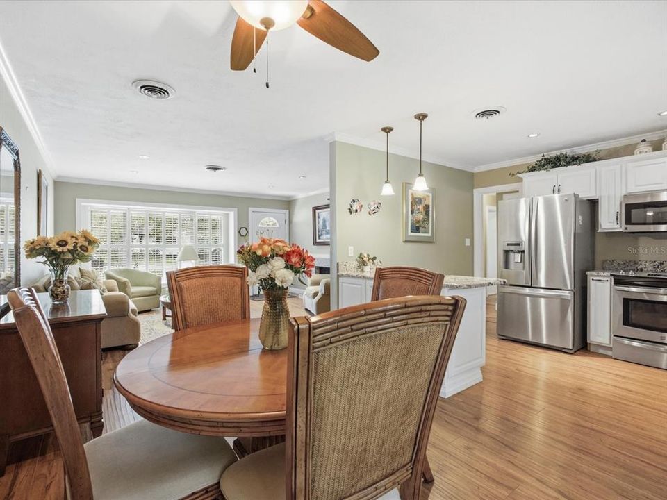 En Venta: $595,000 (3 camas, 2 baños, 1396 Pies cuadrados)