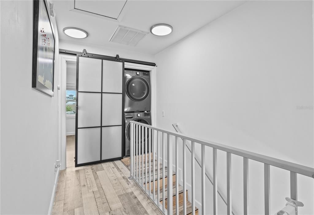 Active With Contract: $534,000 (2 beds, 2 baths, 1266 Square Feet)