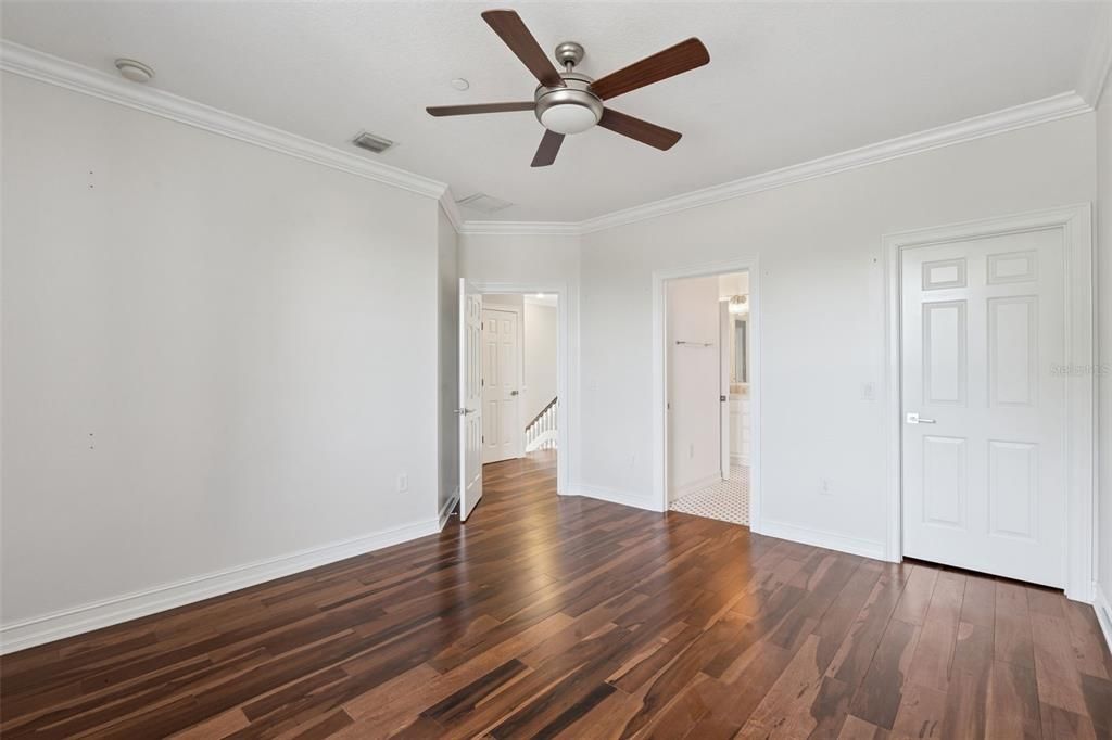 Active With Contract: $949,900 (4 beds, 2 baths, 2669 Square Feet)