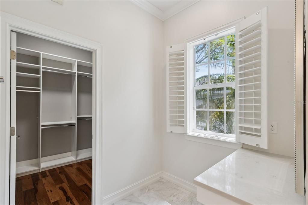 Active With Contract: $949,900 (4 beds, 2 baths, 2669 Square Feet)