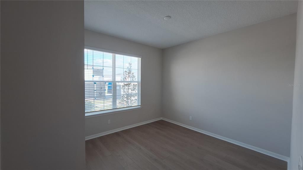 Active With Contract: $2,400 (4 beds, 2 baths, 1850 Square Feet)