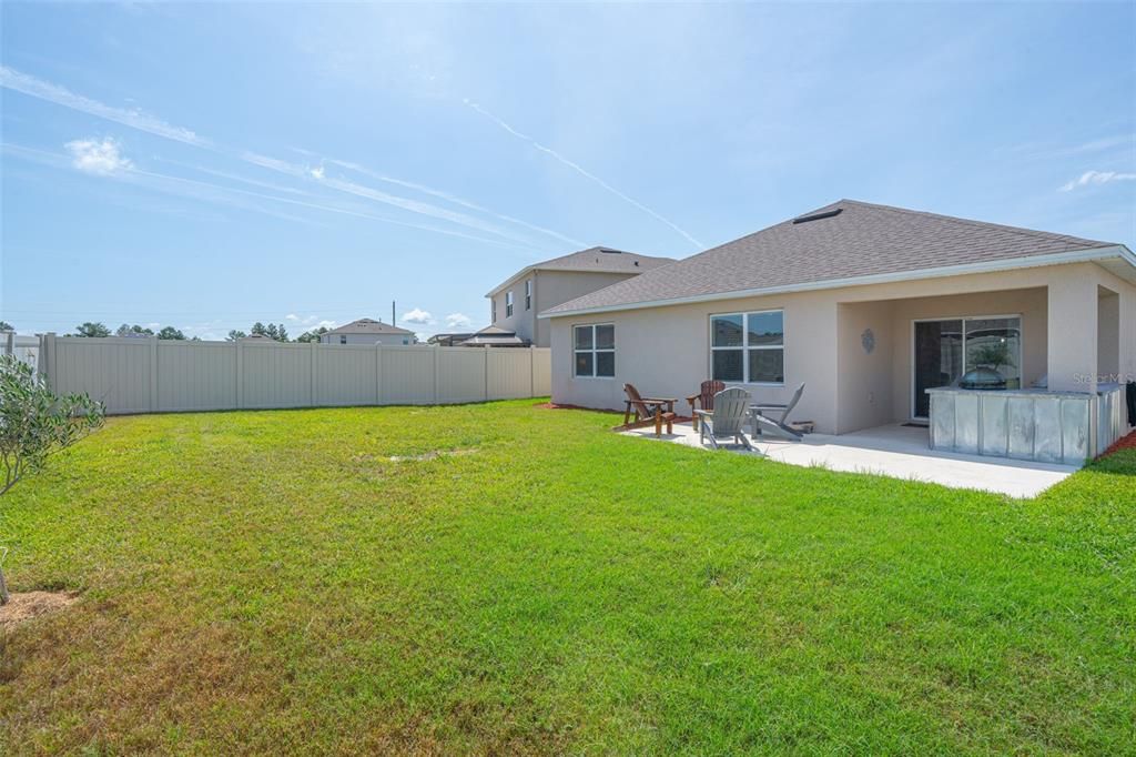 Active With Contract: $391,000 (4 beds, 2 baths, 1836 Square Feet)