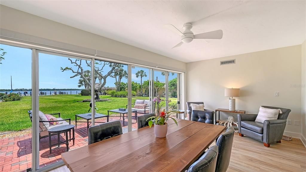 Active With Contract: $1,095,000 (3 beds, 3 baths, 2273 Square Feet)