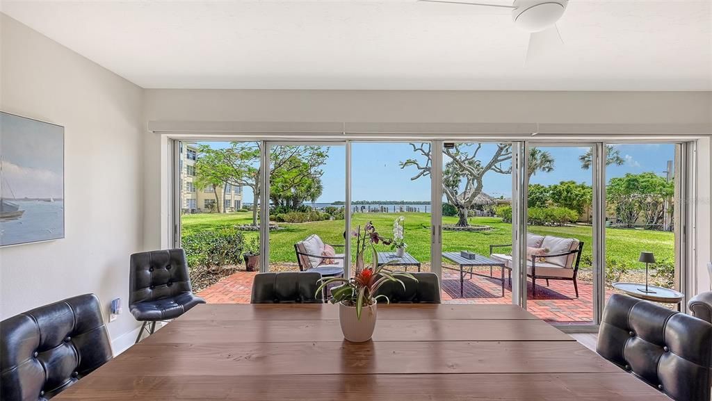 Active With Contract: $1,095,000 (3 beds, 3 baths, 2273 Square Feet)