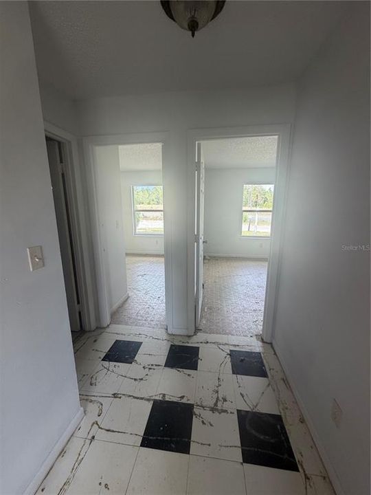 Active With Contract: $145,000 (3 beds, 2 baths, 1410 Square Feet)