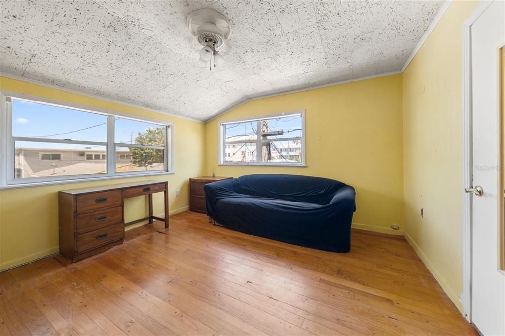 For Sale: $1,399,000 (0 beds, 0 baths, 5168 Square Feet)