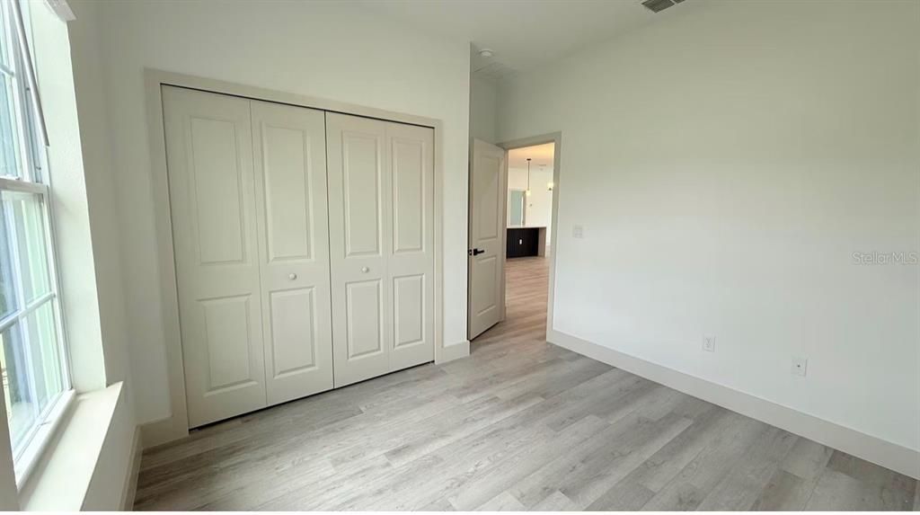 For Sale: $376,500 (4 beds, 2 baths, 1891 Square Feet)