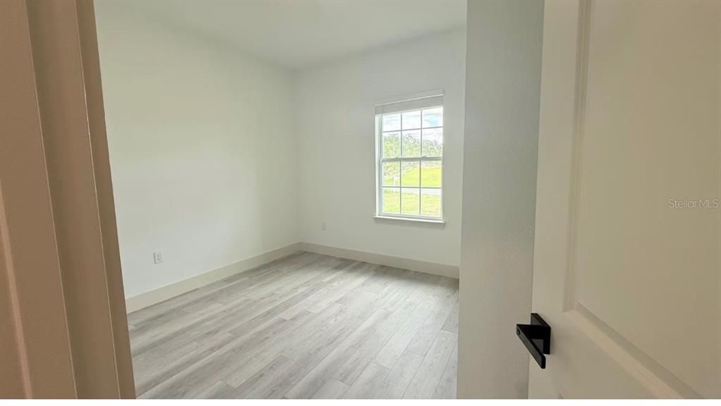 For Sale: $376,500 (4 beds, 2 baths, 1891 Square Feet)
